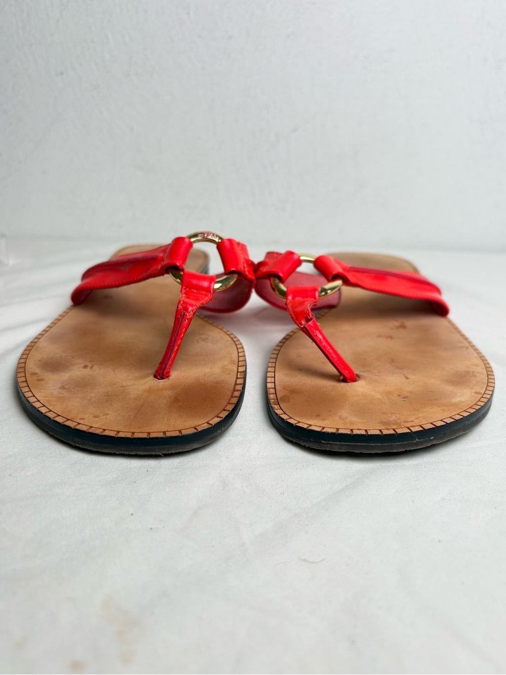 LILLY PULITZER McKim Deep Coral Patent Leather O-Ring Thong Sandals 9 - Picture 6 of 9